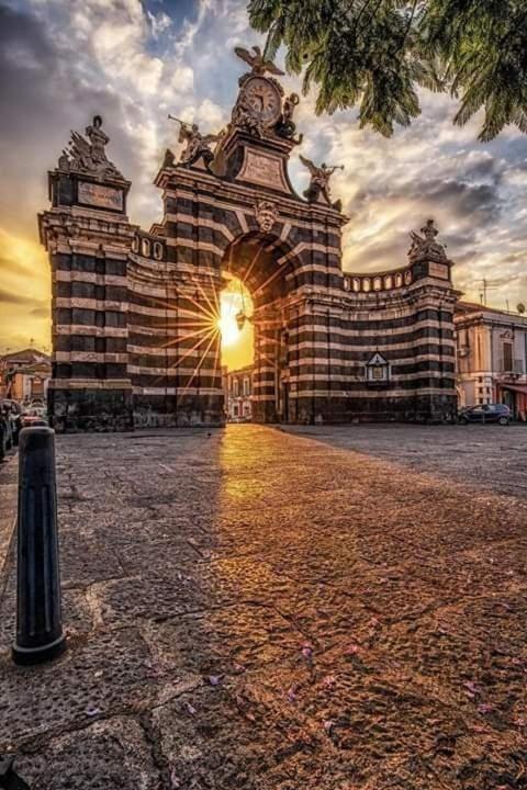 King House Catania Hostel Ostello Екстер'єр фото
