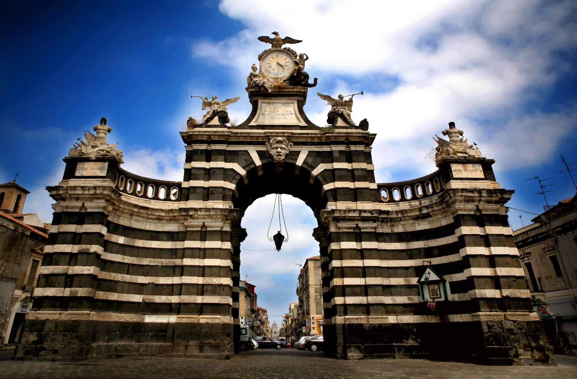 King House Catania Hostel Ostello Екстер'єр фото
